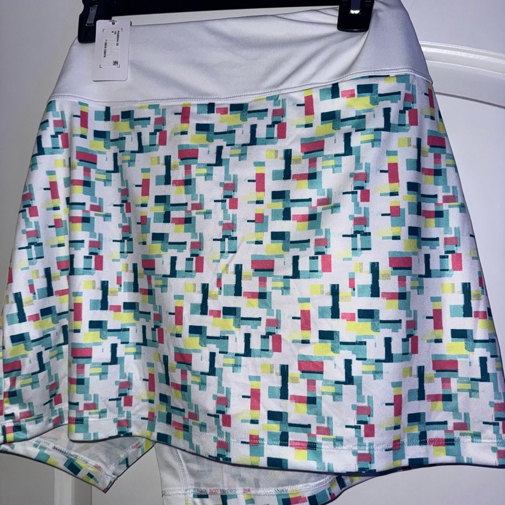 PGA Colorful Geometric Skort